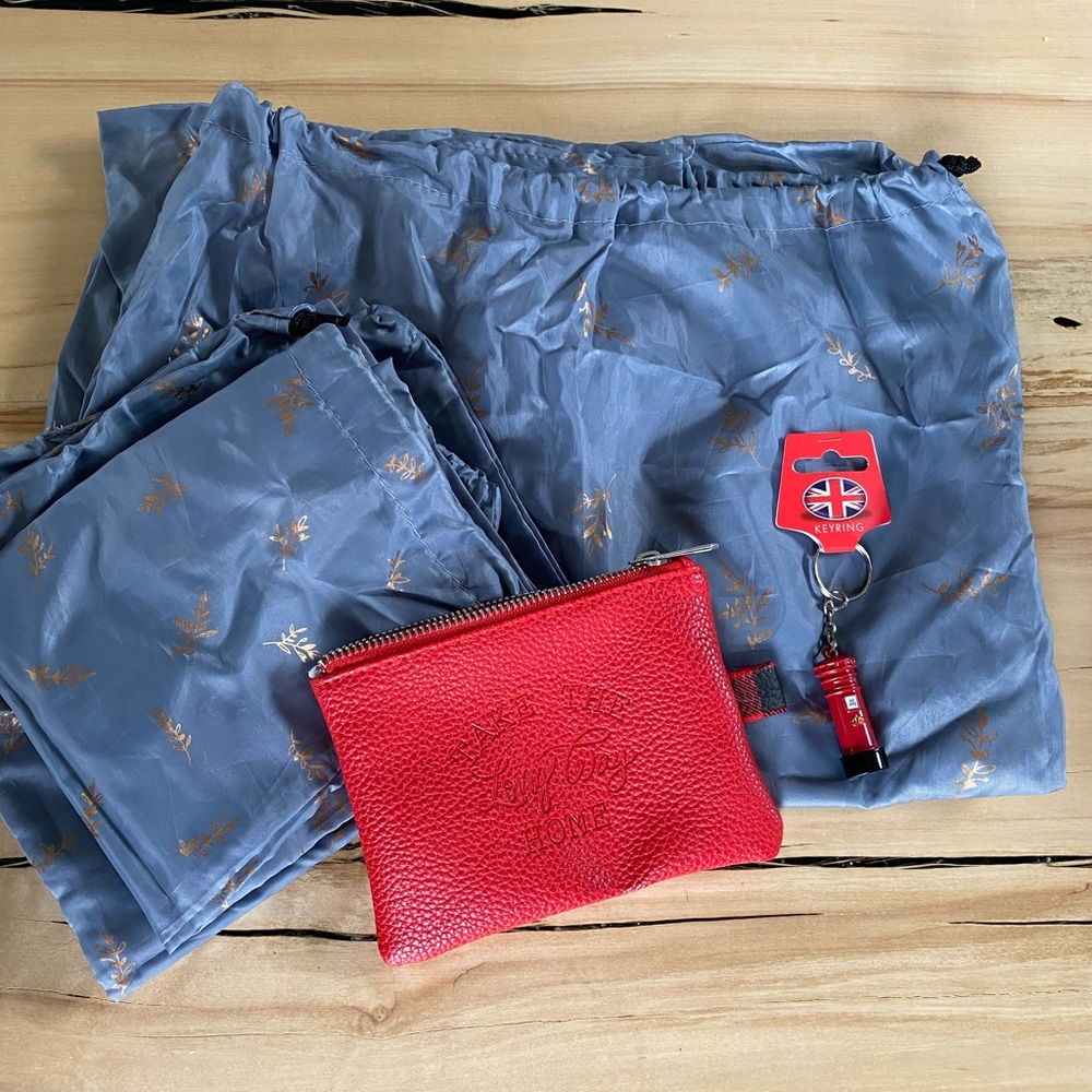 Travel bags, pouch and Royal Post keychain NWOT